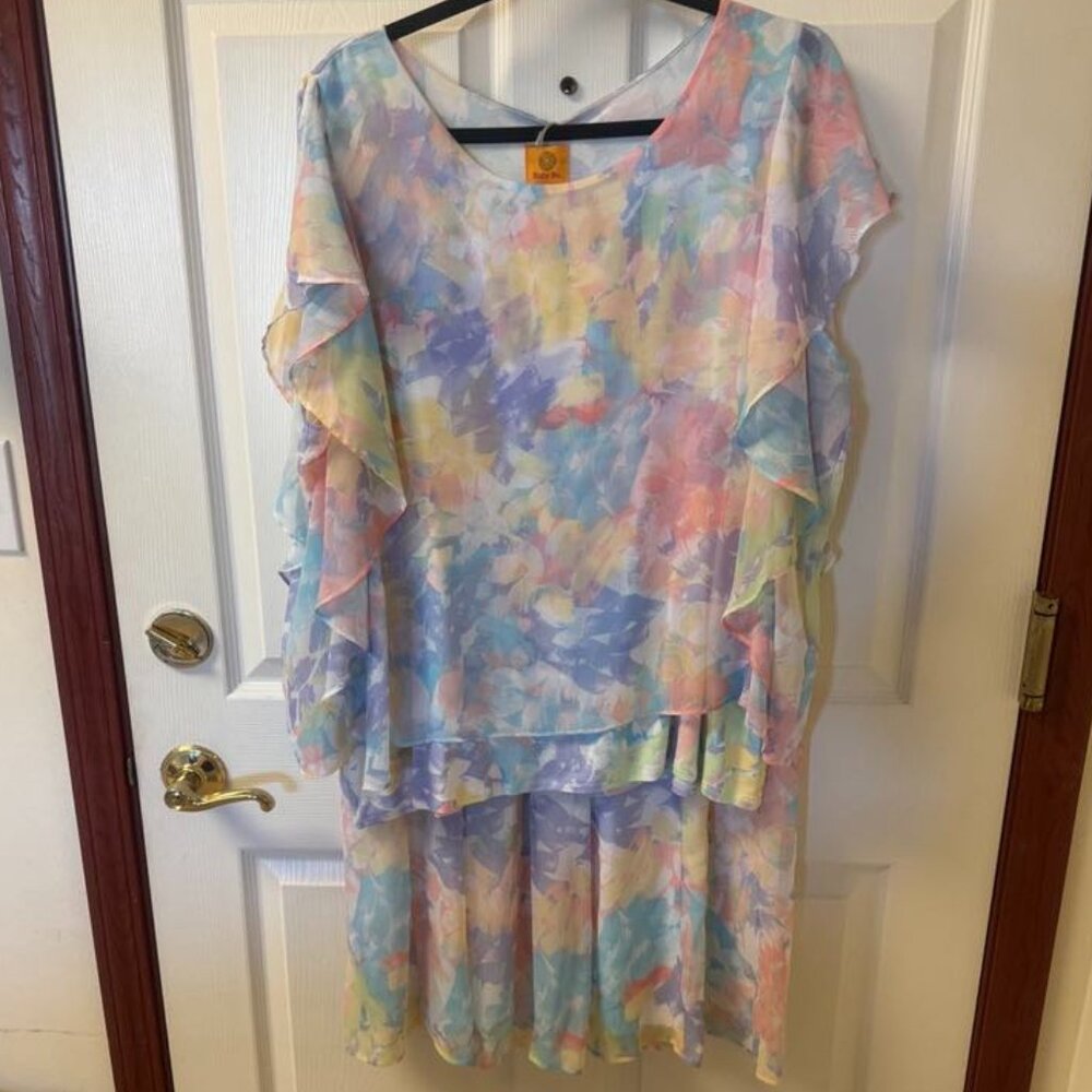 Ruby Road -  Two Piece Pastel Chiffon Skirt and Blouse Set.  Size XLarge